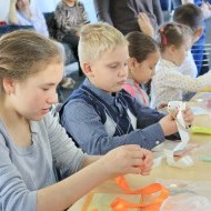 От сердца к сердцу: в кардиоцентре прошел мастер-класс по скрапбукингу для детей сотрудников